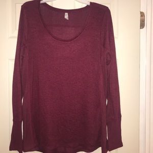 Burgundy tunic style thin sweater